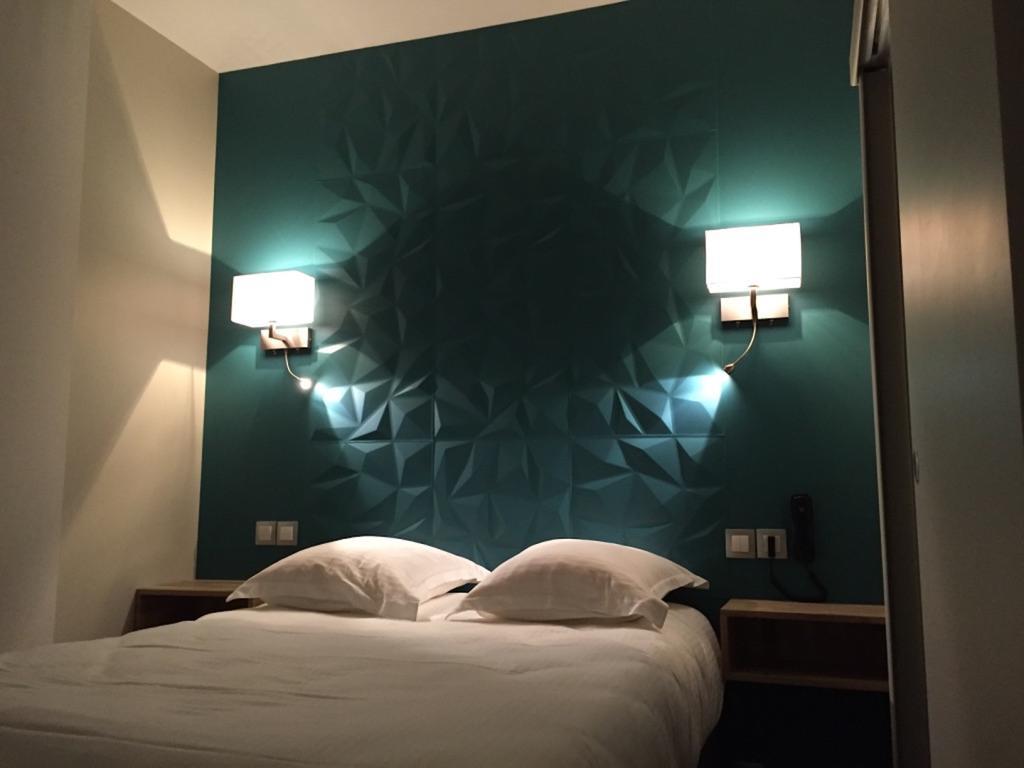 Hotel De La Poste فاليز الغرفة الصورة